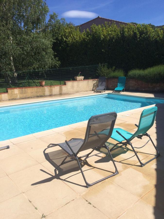 Gite Le Chalet Des Milles Et Un Chemins Castelnou Exterior photo